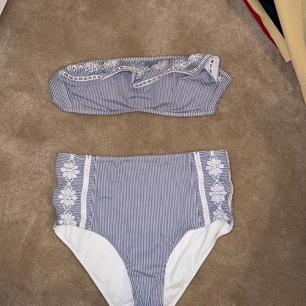 Vineyard Vines Bikini Set